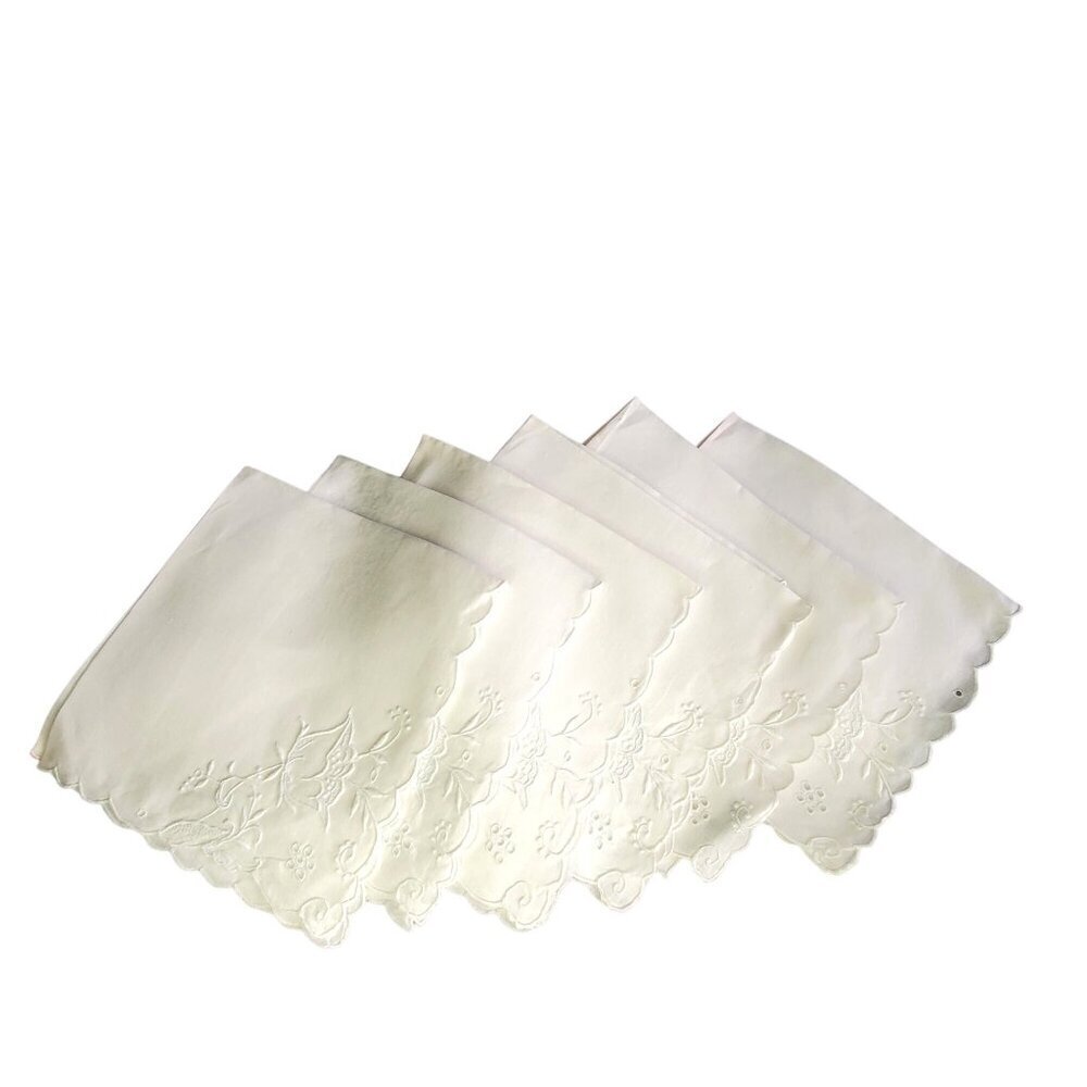 Vintage White Cotton Madeira Napkins with Floral Embroidery (Set of 6) Scalloped